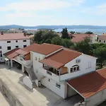 Gloria * ביוגראד נה מורו