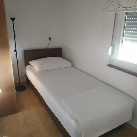 Gloria Apartman
