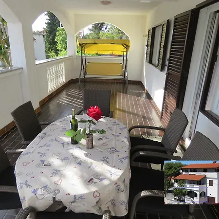 Apartman Gloria Biograd Na Moru