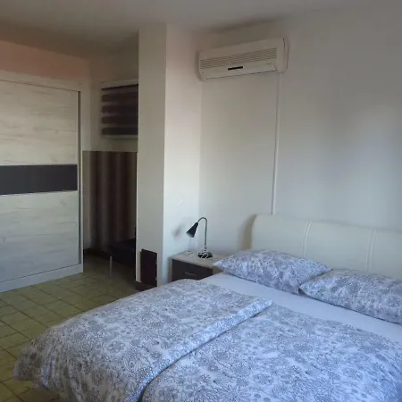 Gloria * Biograd Na Moru