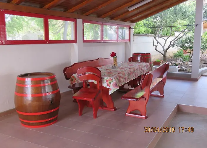 Апартаменты Gloria Биоград-на-Мору