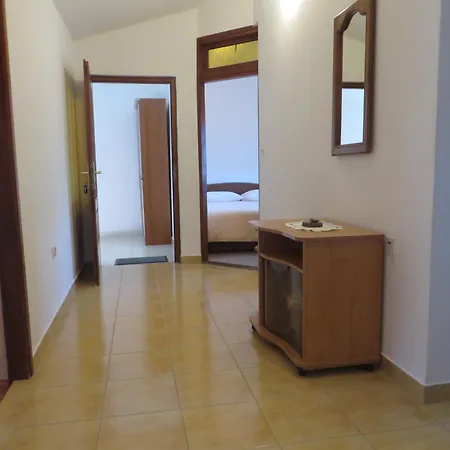 Apartman Gloria *
