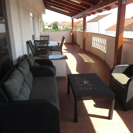 Gloria Apartman Biograd na Moru