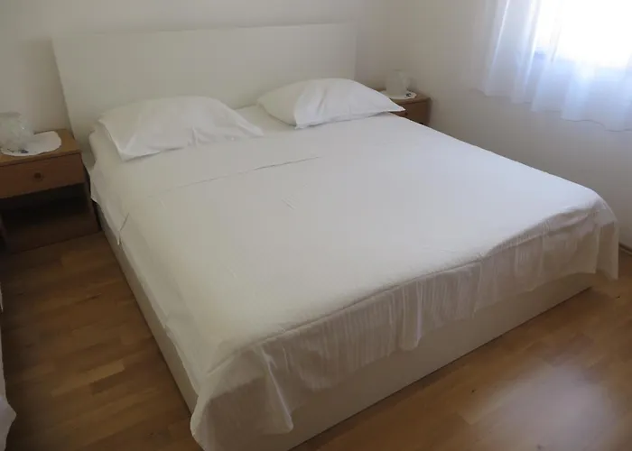 Gloria Lägenhet Biograd Na Moru